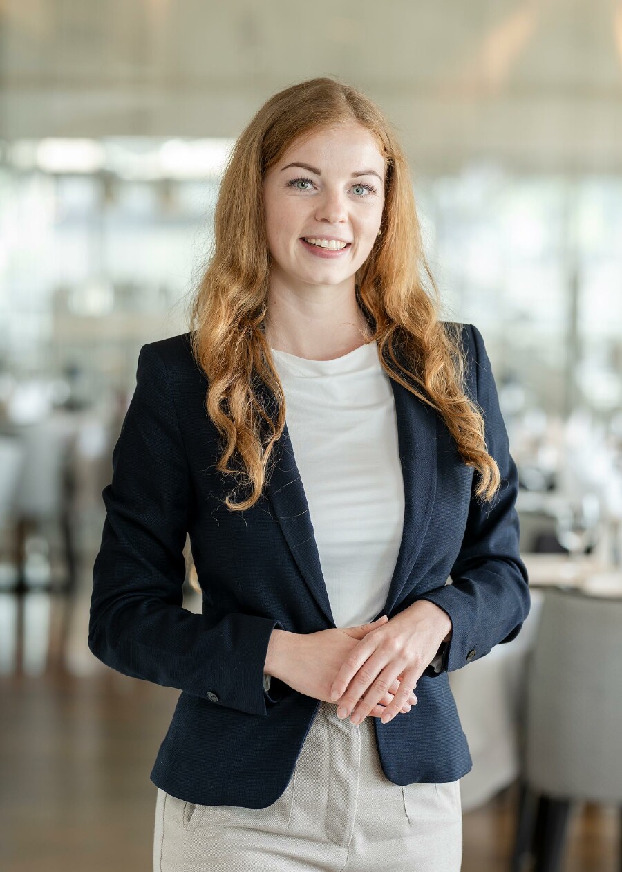 Sandra Friedl